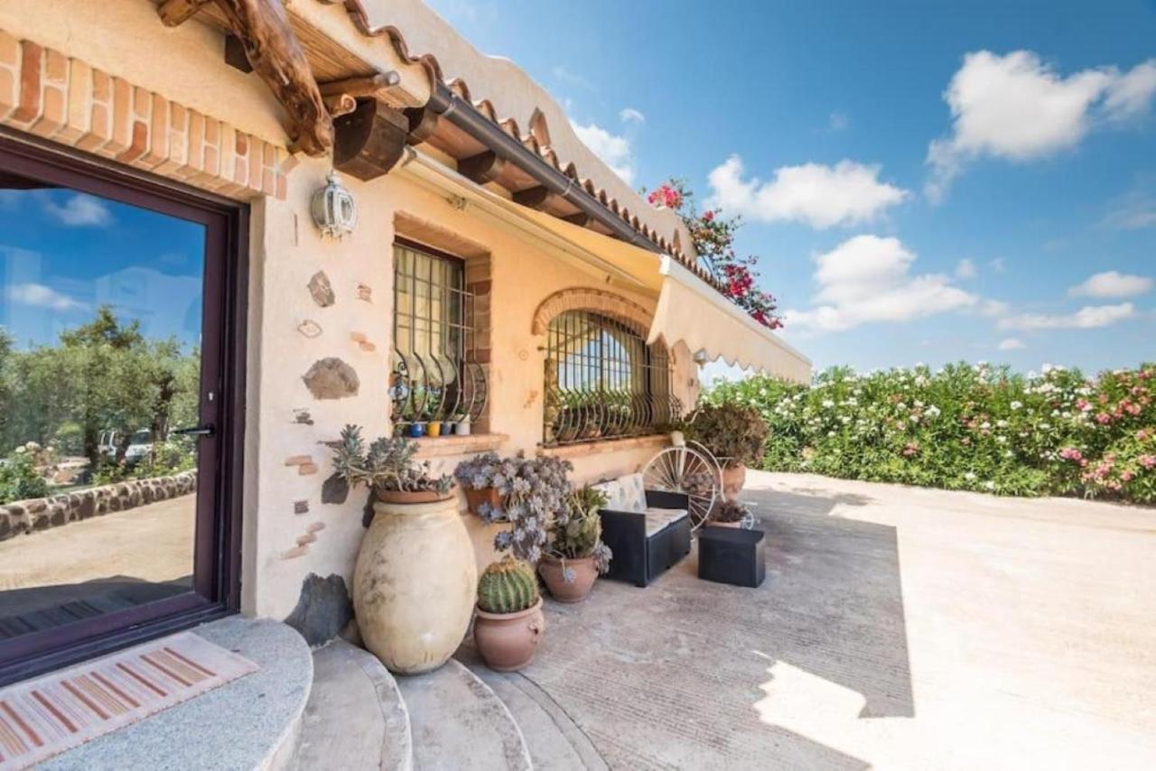 Villa Con Immenso Giardino Orosei Kültér fotó