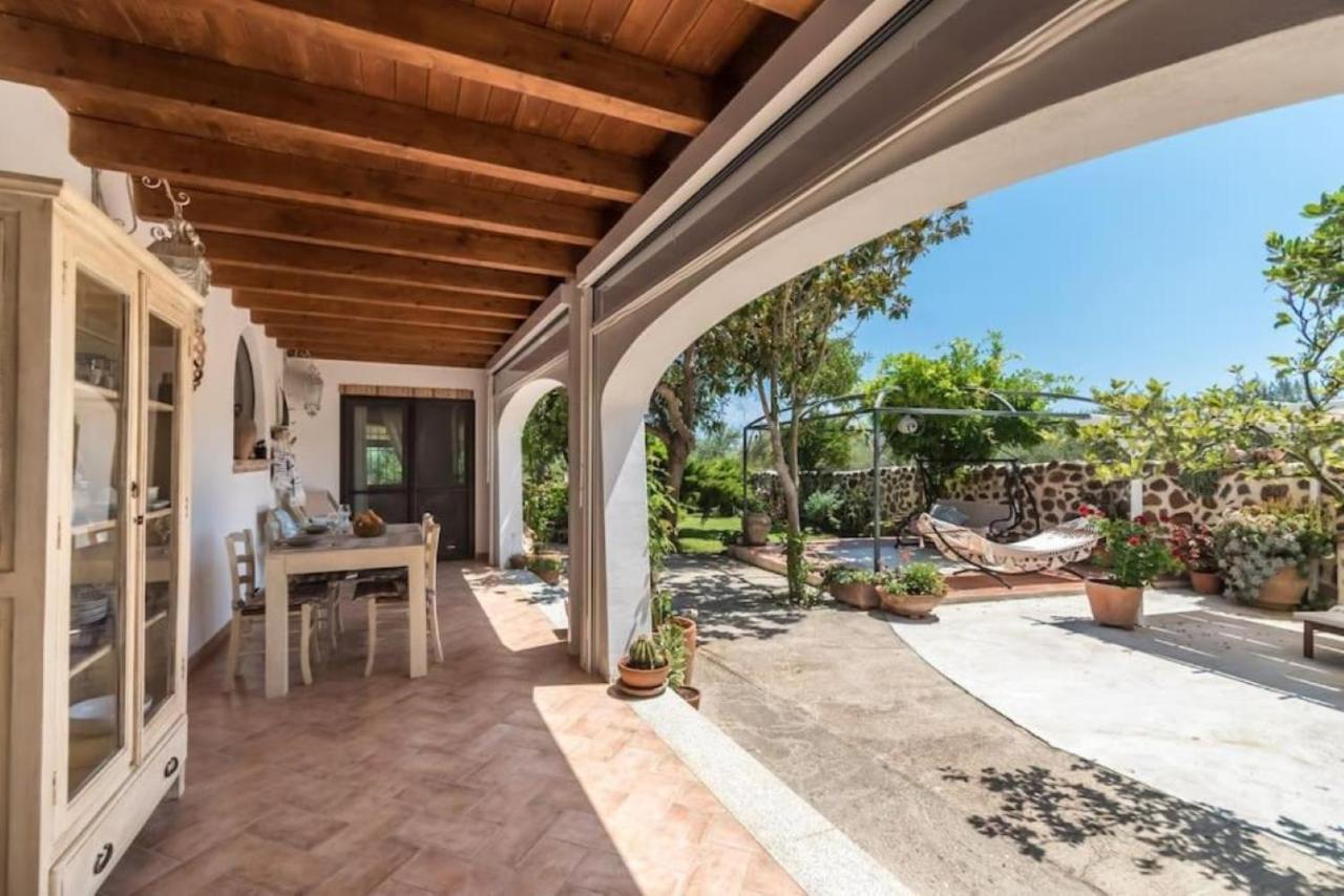 Villa Con Immenso Giardino Orosei Kültér fotó