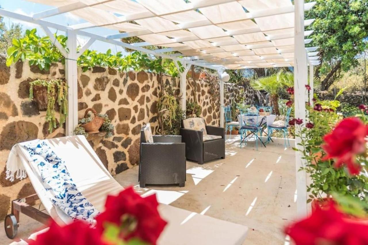 Villa Con Immenso Giardino Orosei Kültér fotó