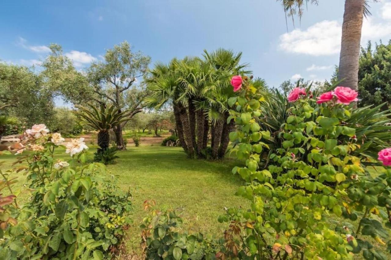 Villa Con Immenso Giardino Orosei Kültér fotó