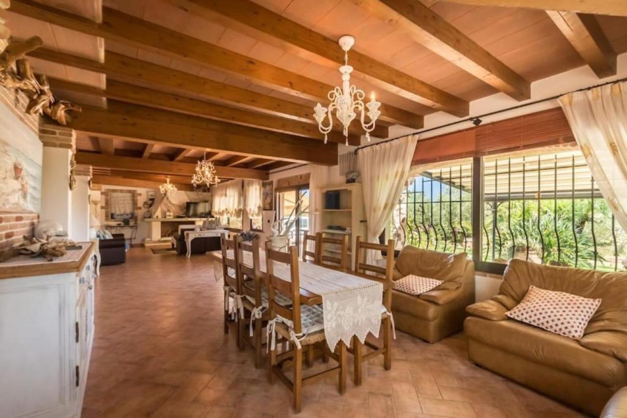 Villa Con Immenso Giardino Orosei Kültér fotó